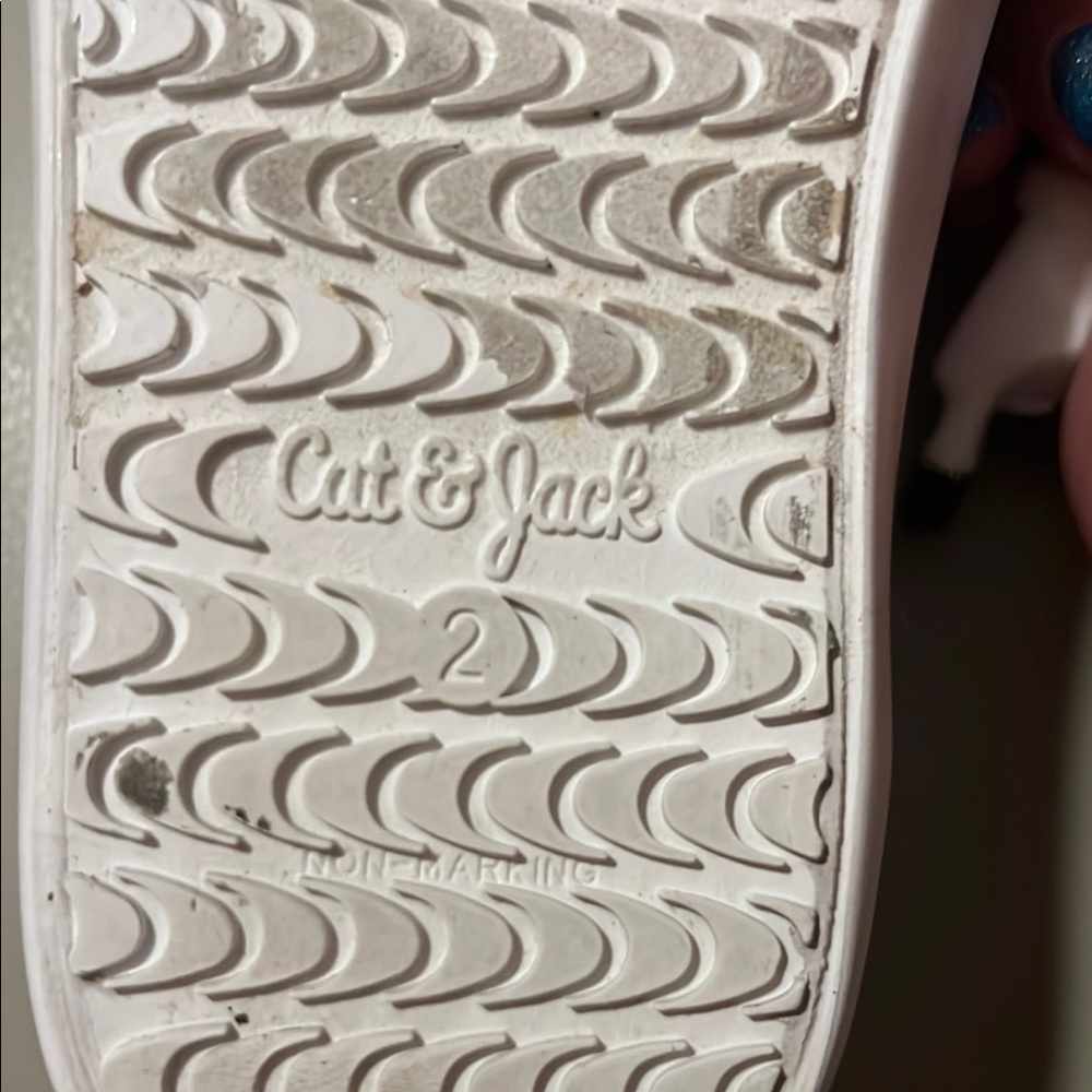 Cat & Jack Kids White Slip-On Shoes Size 2 - Picture 5 of 12